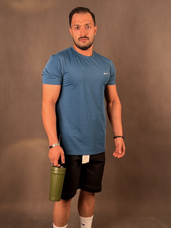 تصویر 2 تیشرت ورزشی Nike RD-۰۵۶؛ نمای محصول و جزئیات قابل مشاهده