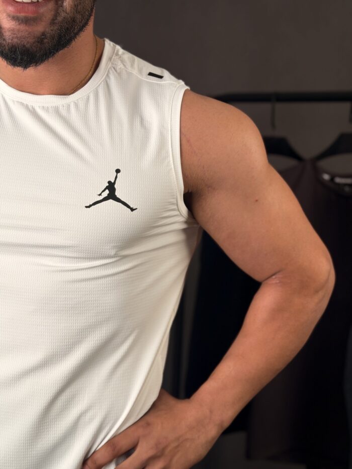 کاور Jordan ۳۷۷۰۳