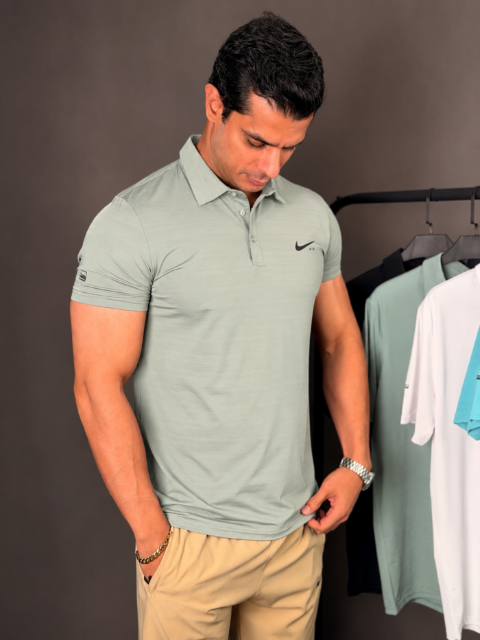 تیشرت یقه دار Nike ۰۸۷