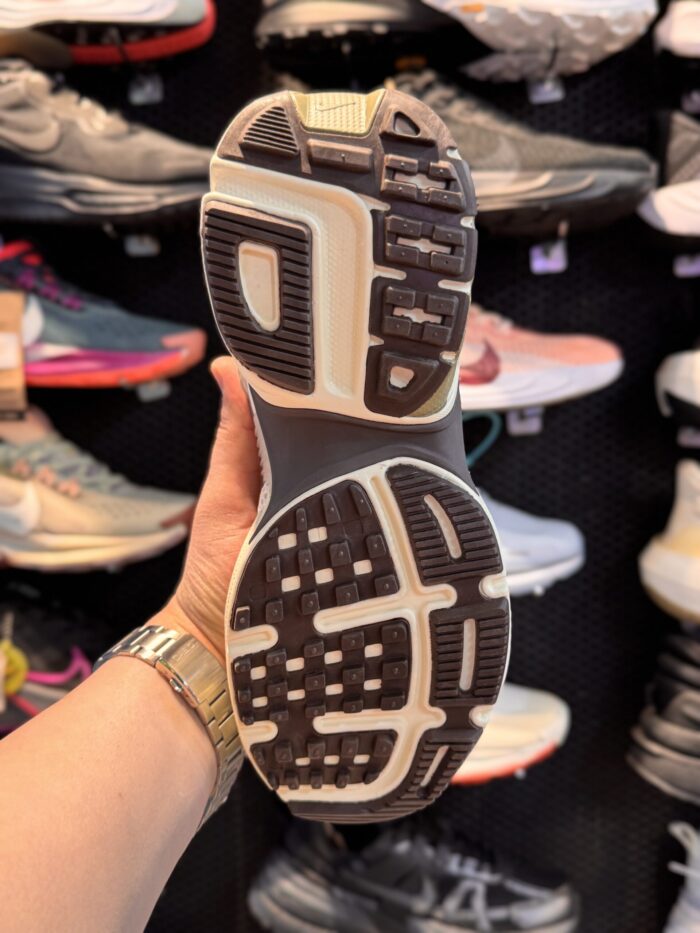 کتونی Nike V۲K #۲