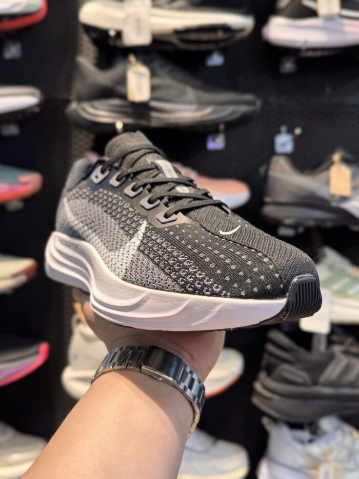 کتونی Nike ZoomX Plus #۱