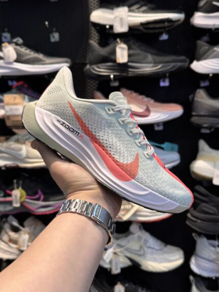 تصویر 1 کتونی Nike ZoomX Plus #2؛ نمای محصول و جزئیات قابل مشاهده