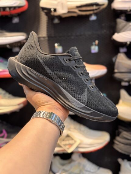 تصویر 1 کتونی Nike ZoomX Plus #4؛ نمای محصول و جزئیات قابل مشاهده