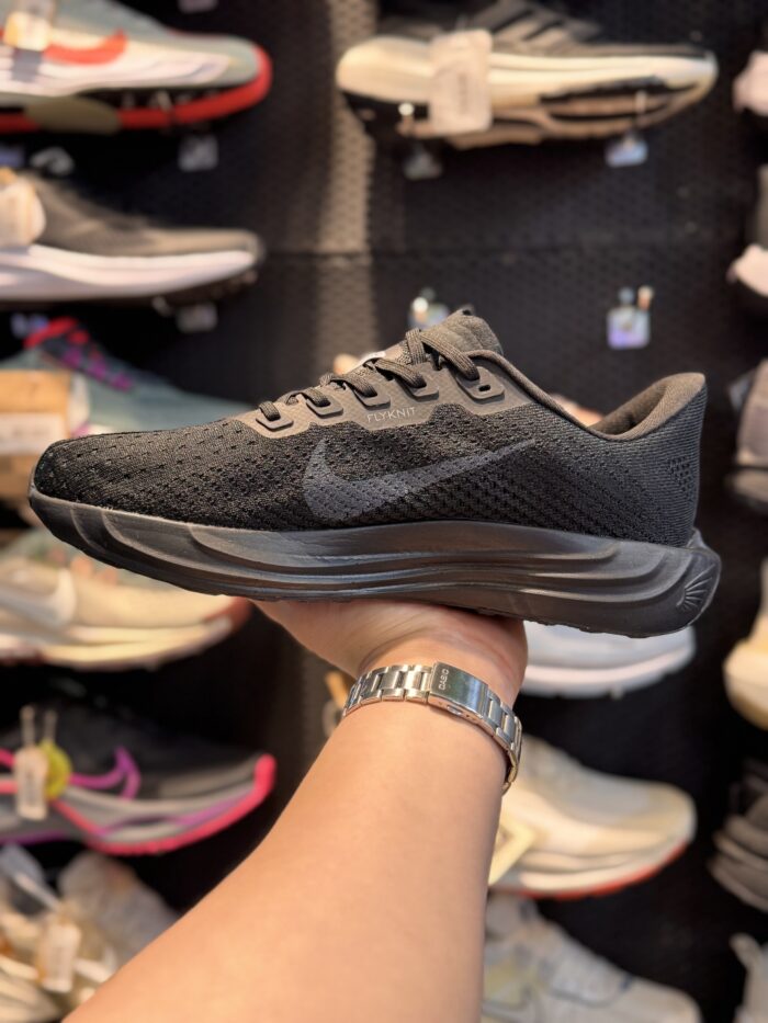 کتونی Nike ZoomX Plus #۴