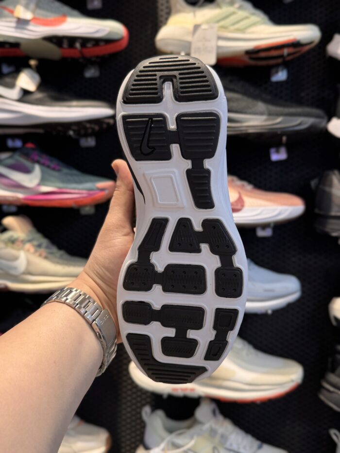 کتونی Nike LunarRoam #۱