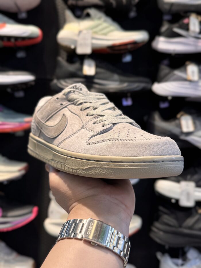 تصویر 2 کتونی Nike SB Dunk #1؛ نمای محصول و جزئیات قابل مشاهده